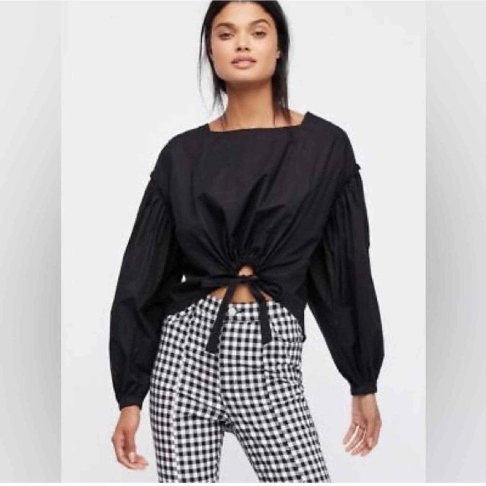 Free People Got Class Black Keyhole Crop Top Women's Size Large‎